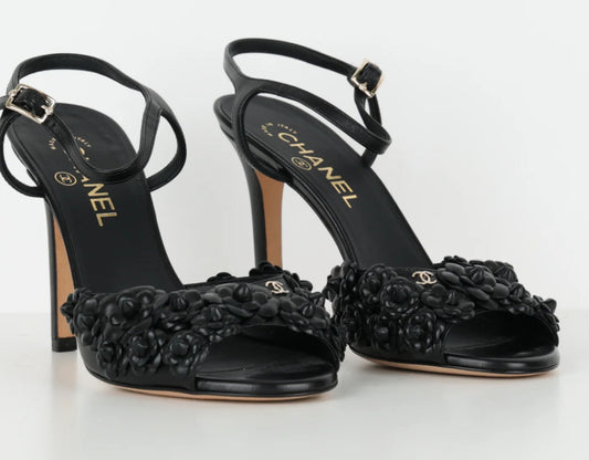 Chanel 37.5 sandal flower