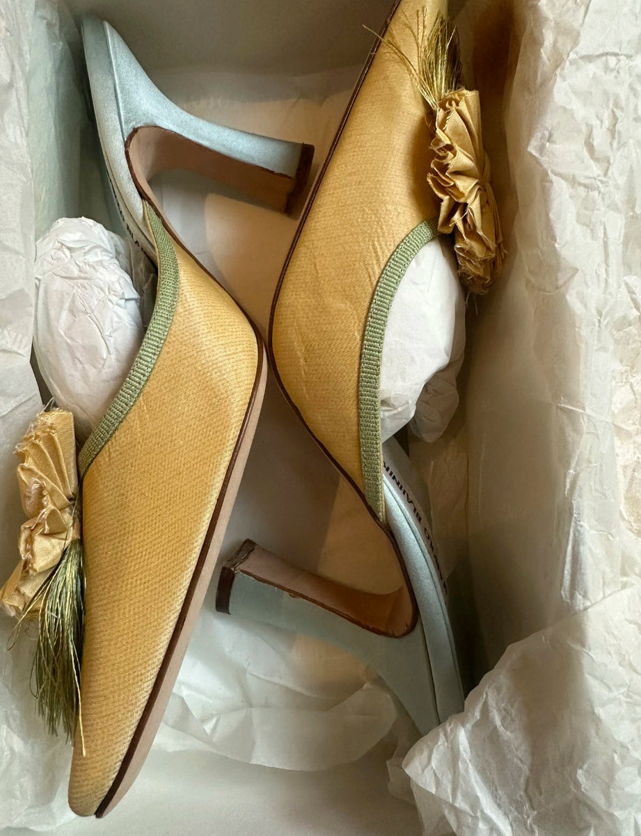 Manolo Marie Antoinette Heel 39