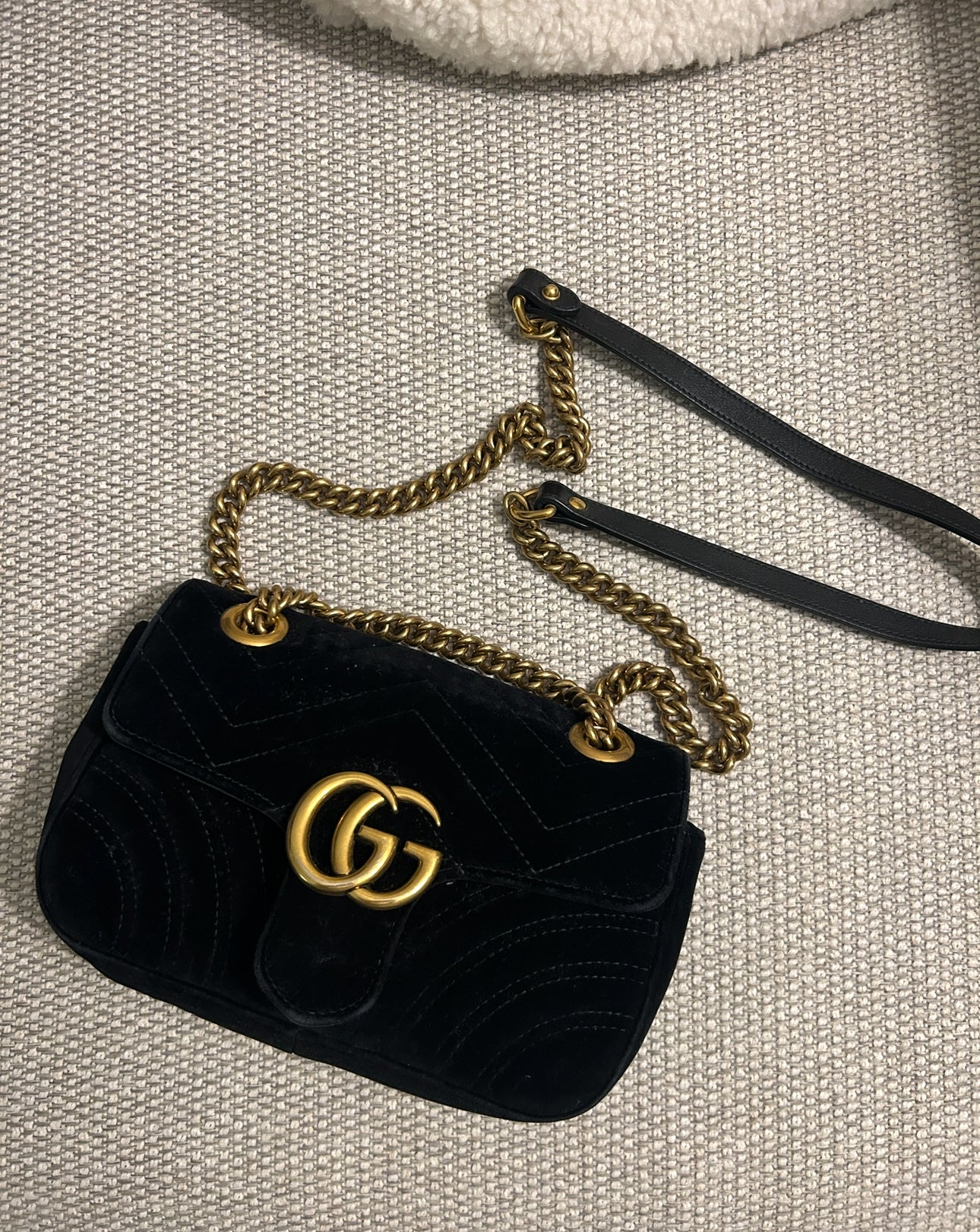 Gucci velvet bag