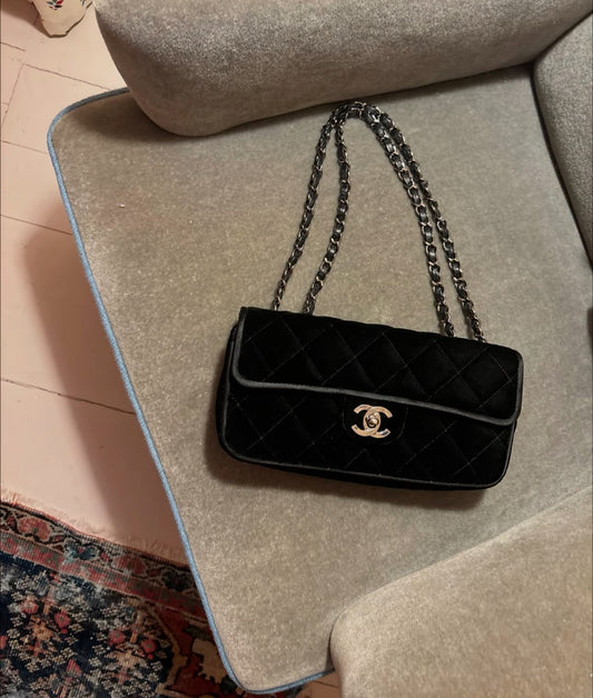 Chanel velvet bag perfect condition