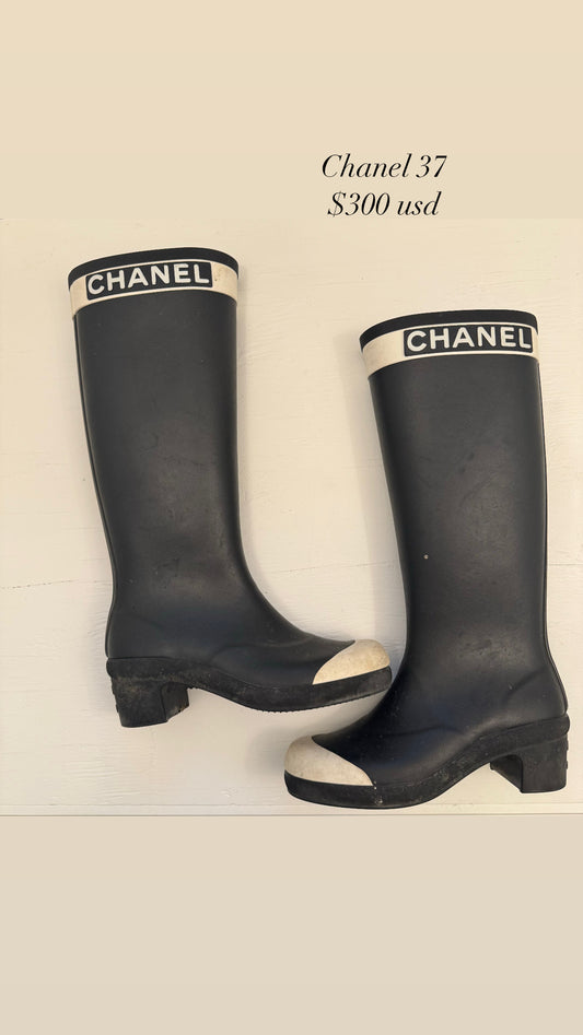 Chanel rain boot 37