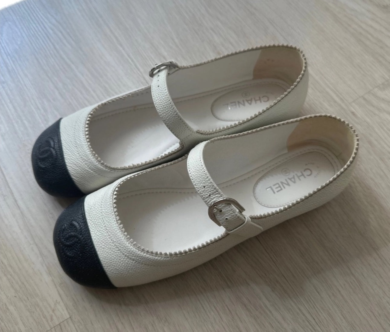 Chanel Maryjane caviar leather 35.5